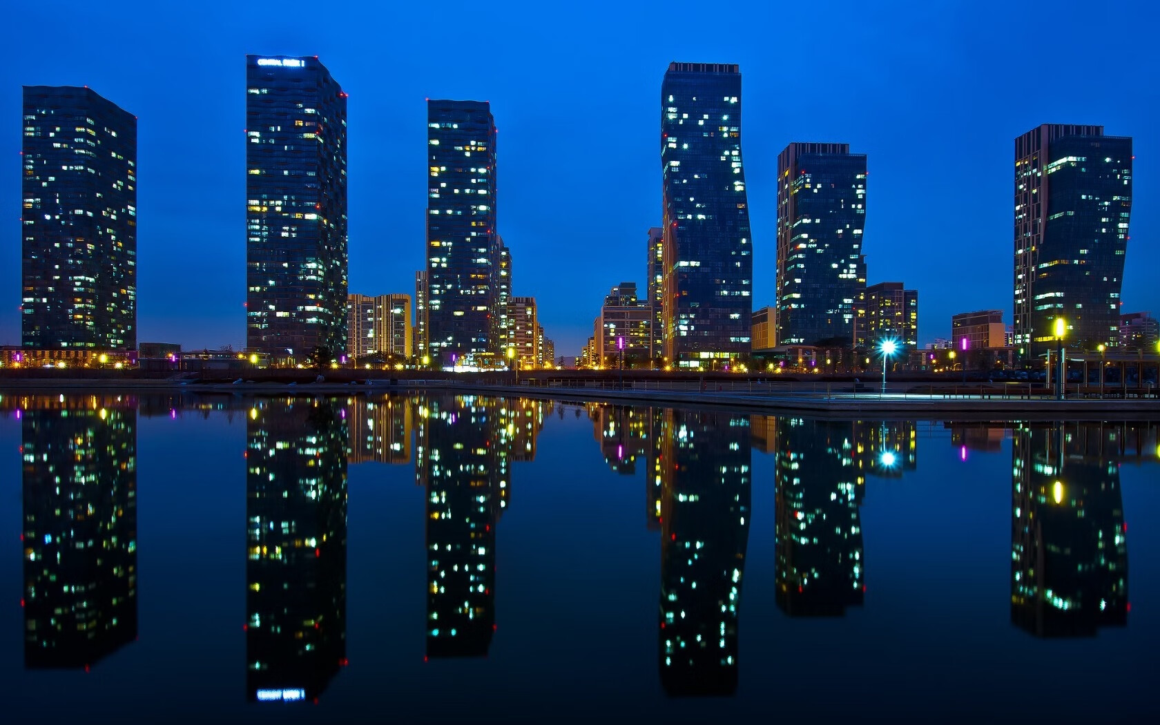 冰河浮屠与烈焰心，布伦森在毁灭与重生的缝隙间雕琢不朽