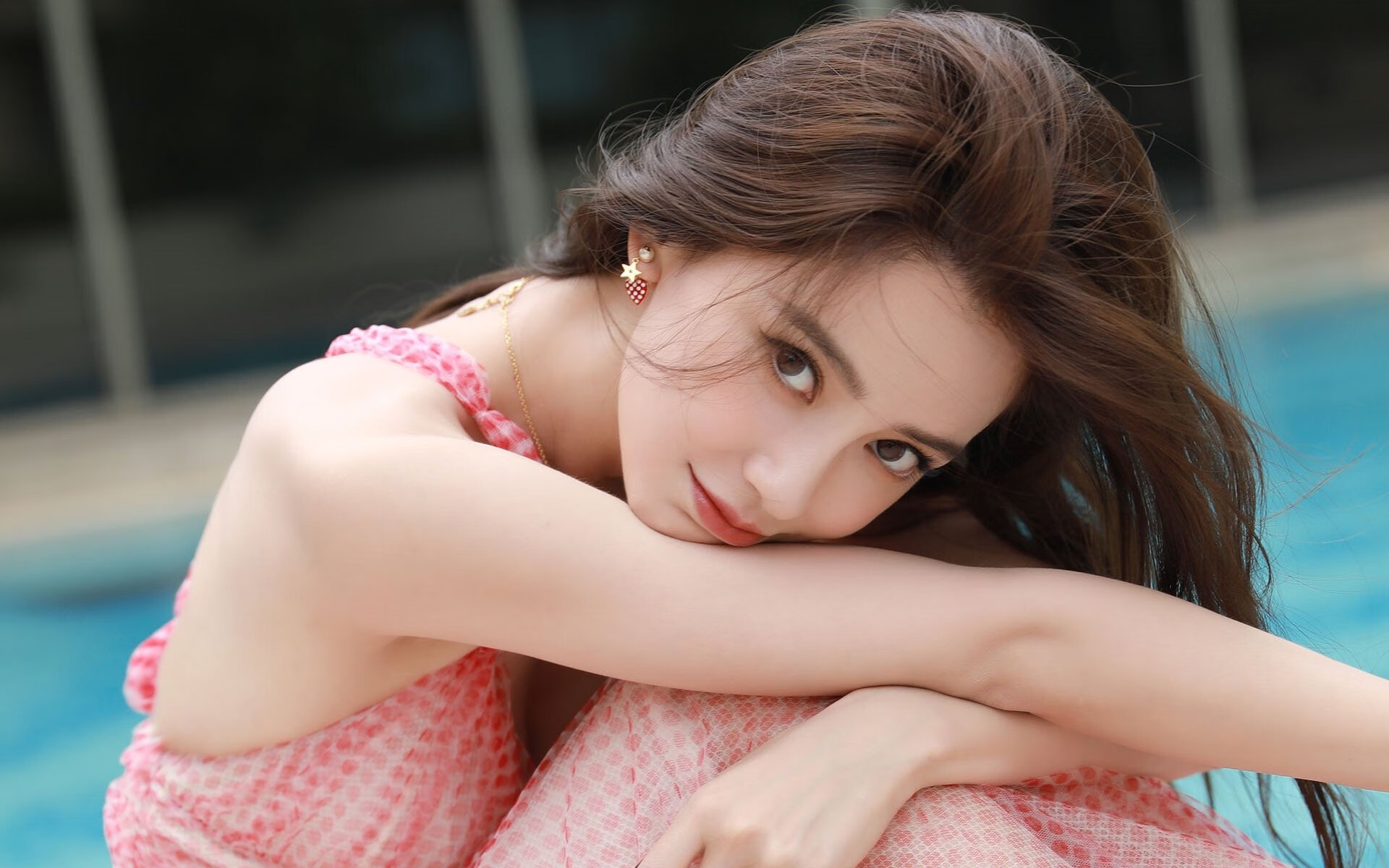 冰火两重奏，库尔图瓦的叹息之墙与荷兰的橙色洪流—欧洲足球的两极艺术