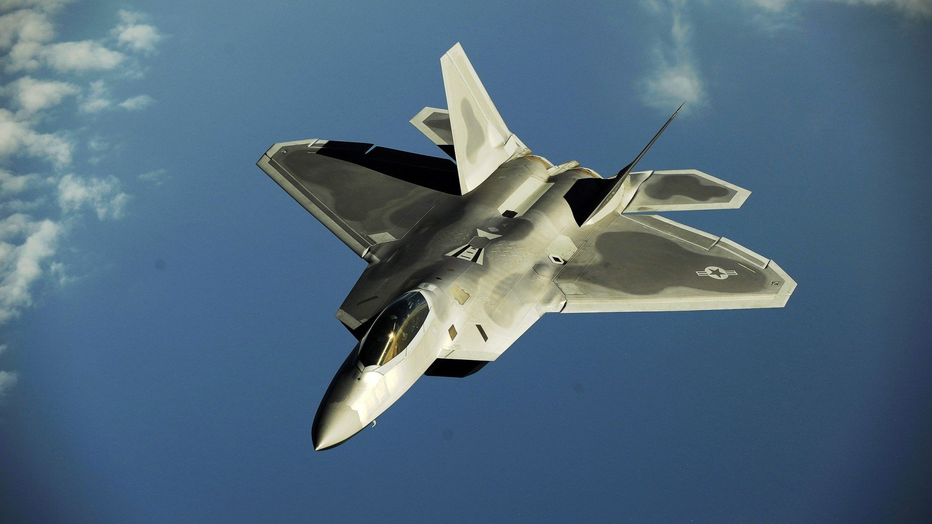 惊天冷门!亚洲之光卡塔尔3-0碾压乌拉圭,奥亚尔萨瓦尔一战封神成关键先生